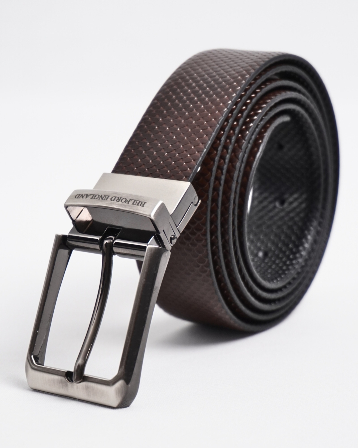 Salmon Men's Original Leather Belt Reversible (Black & Brown) Maverick - Men's Original Casual Leather Belt (Black)