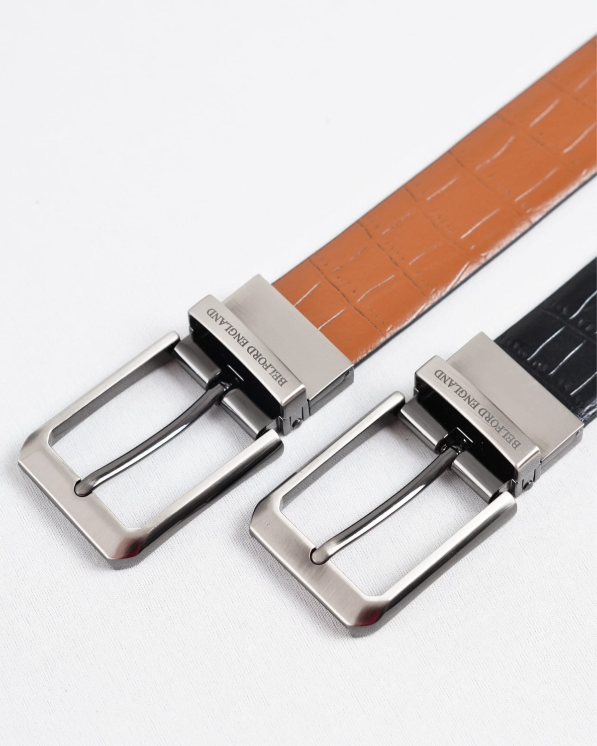 Arizona - Men's Original Leather Belt Reversible (Black & Tan) Arizona - Men's Original Leather Belt Reversible (Black & Tan)