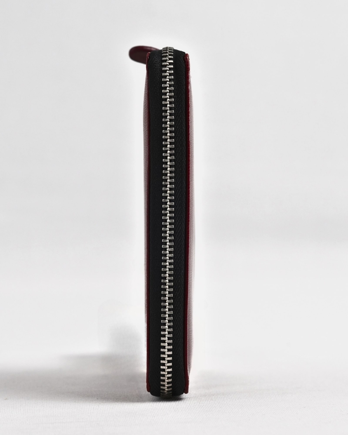 Oliver - Original Leather Sleek Passport Holder (Brown and Cherry Blend) Oliver - Original Leather Sleek Passport Holder (Brown and Cherry Blend)