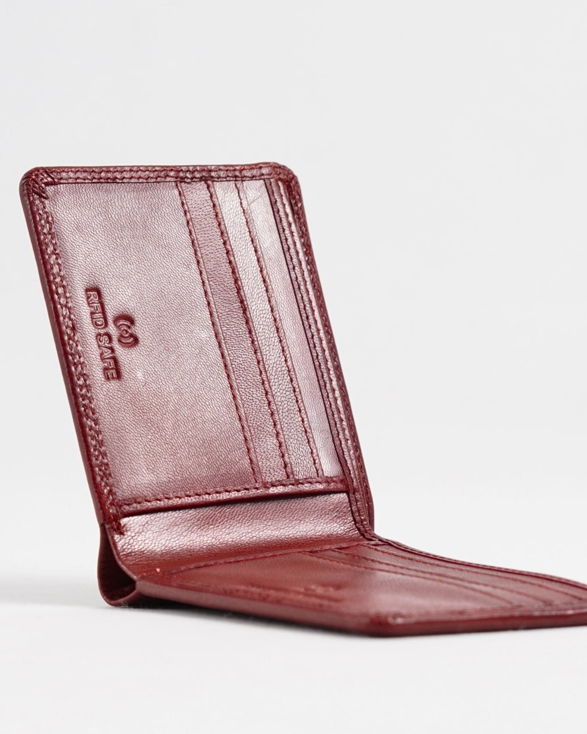 Real Madrid - Men’s Original Sleek Leather Wallet (Brown and Cherry Blend) Real Madrid - Men’s Original Sleek Leather Wallet (Brown and Cherry Blend)