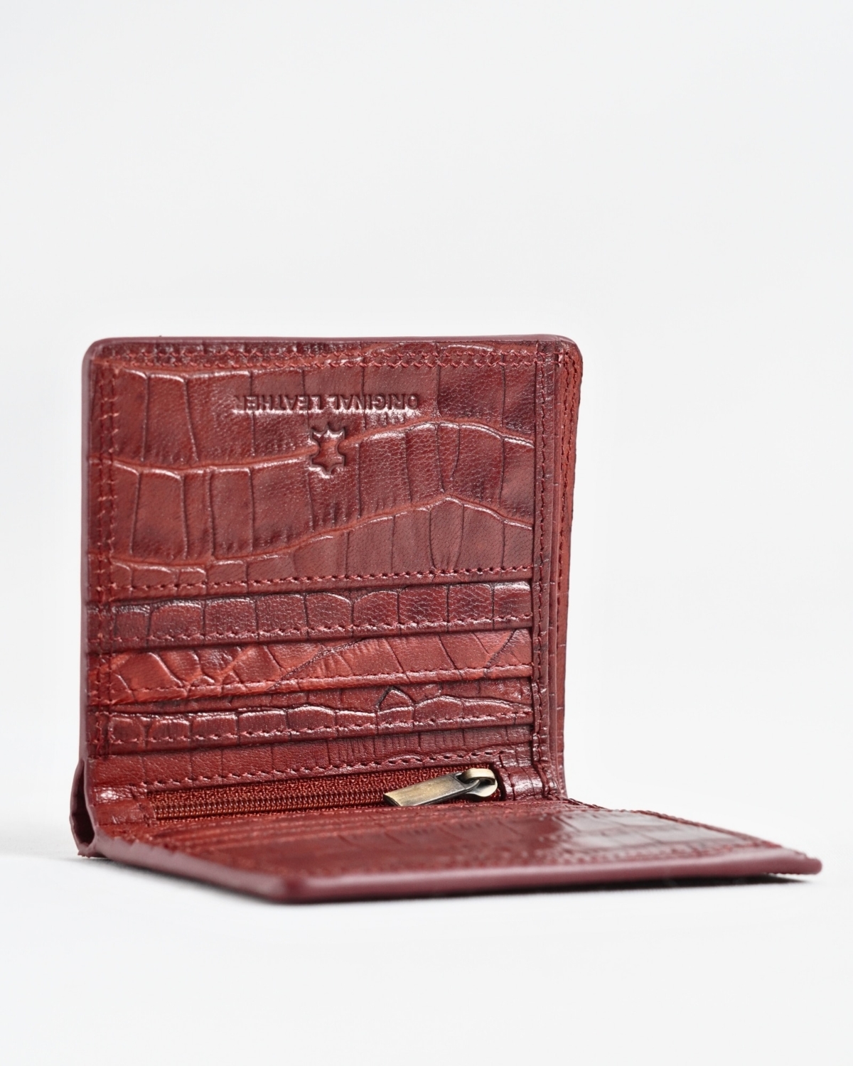 Aubrey - Men’s Original Leather Wallet (Croco Brown & Cherry Blend) Aubrey - Men’s Original Leather Wallet (Croco Brown & Cherry Blend)