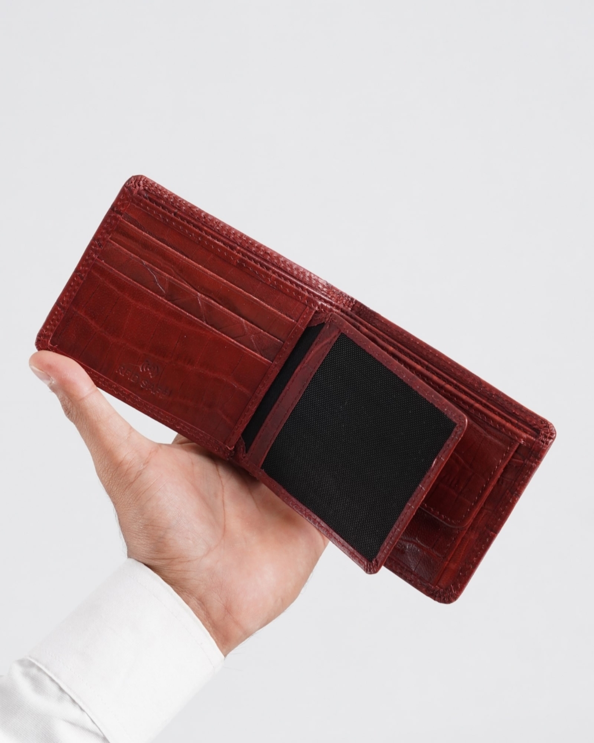 Hudson Men’s Original Leather Wallet (Croco Brown & Cherry Blend) Hudson Men’s Original Leather Wallet (Croco Brown & Cherry Blend)