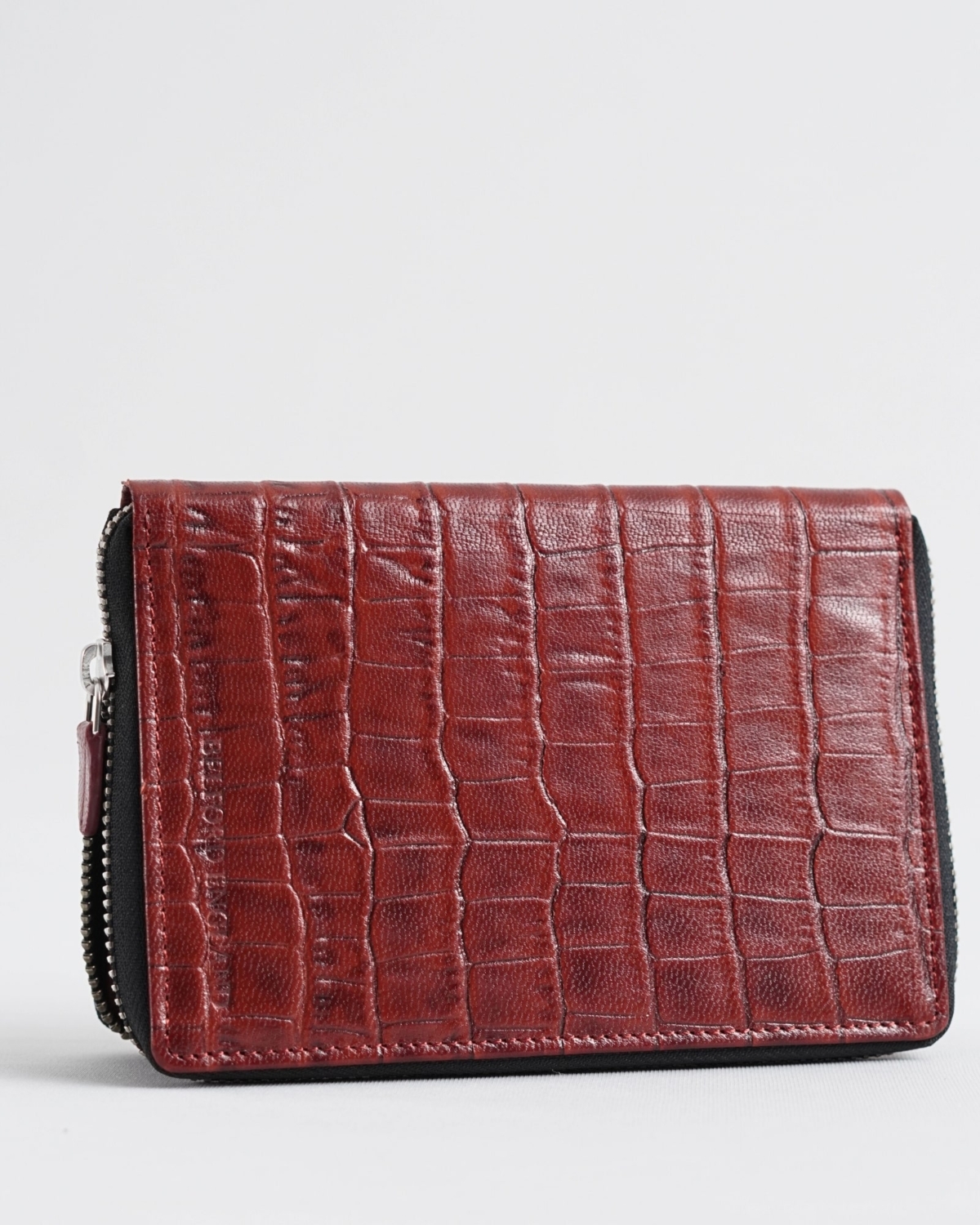 Oliver - Original Leather Sleek Passport Holder (Croco Brown and Cherry Blend) Oliver - Original Leather Sleek Passport Holder (Croco Brown and Cherry Blend)