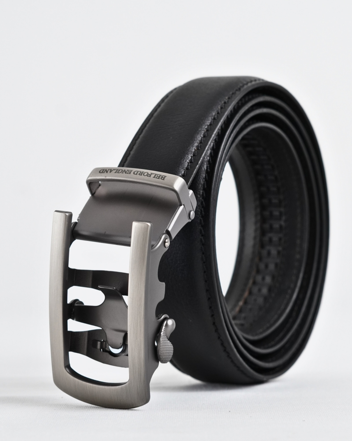 Oxford Men's Original Leather Belt (Black) - 28-44 - Fits Waist Size: 28-44