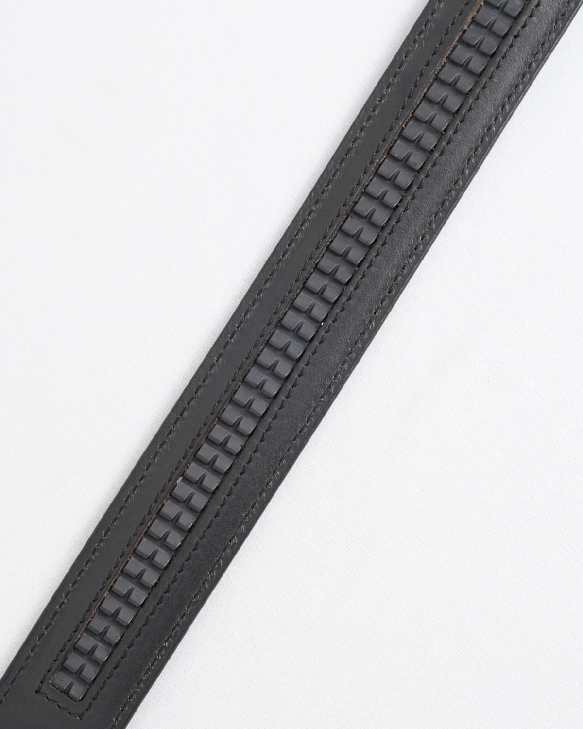 Oxford Men's Original Leather Belt (Black) - 28-44 - Fits Waist Size: 28-44