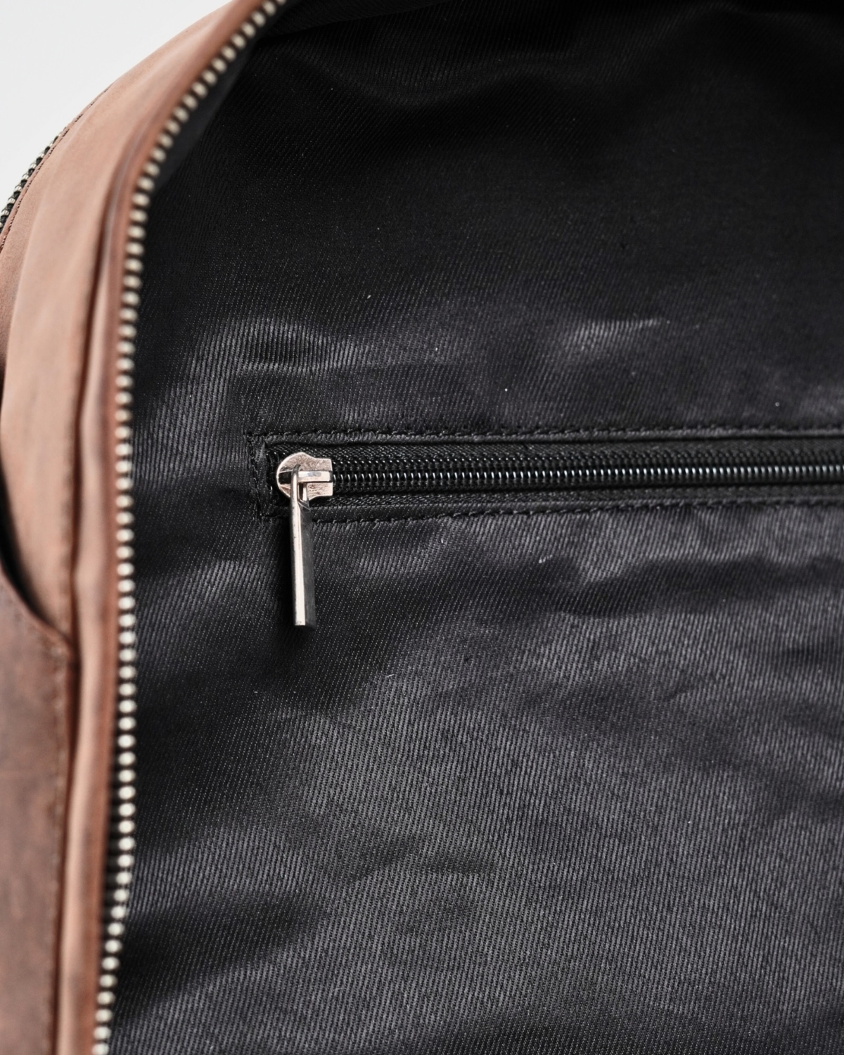 The Everyday Transit - Men's Original Leather BackPack (Rugged Brown) The Everyday Transit - Men's Original Leather BackPack (Rugged Brown)