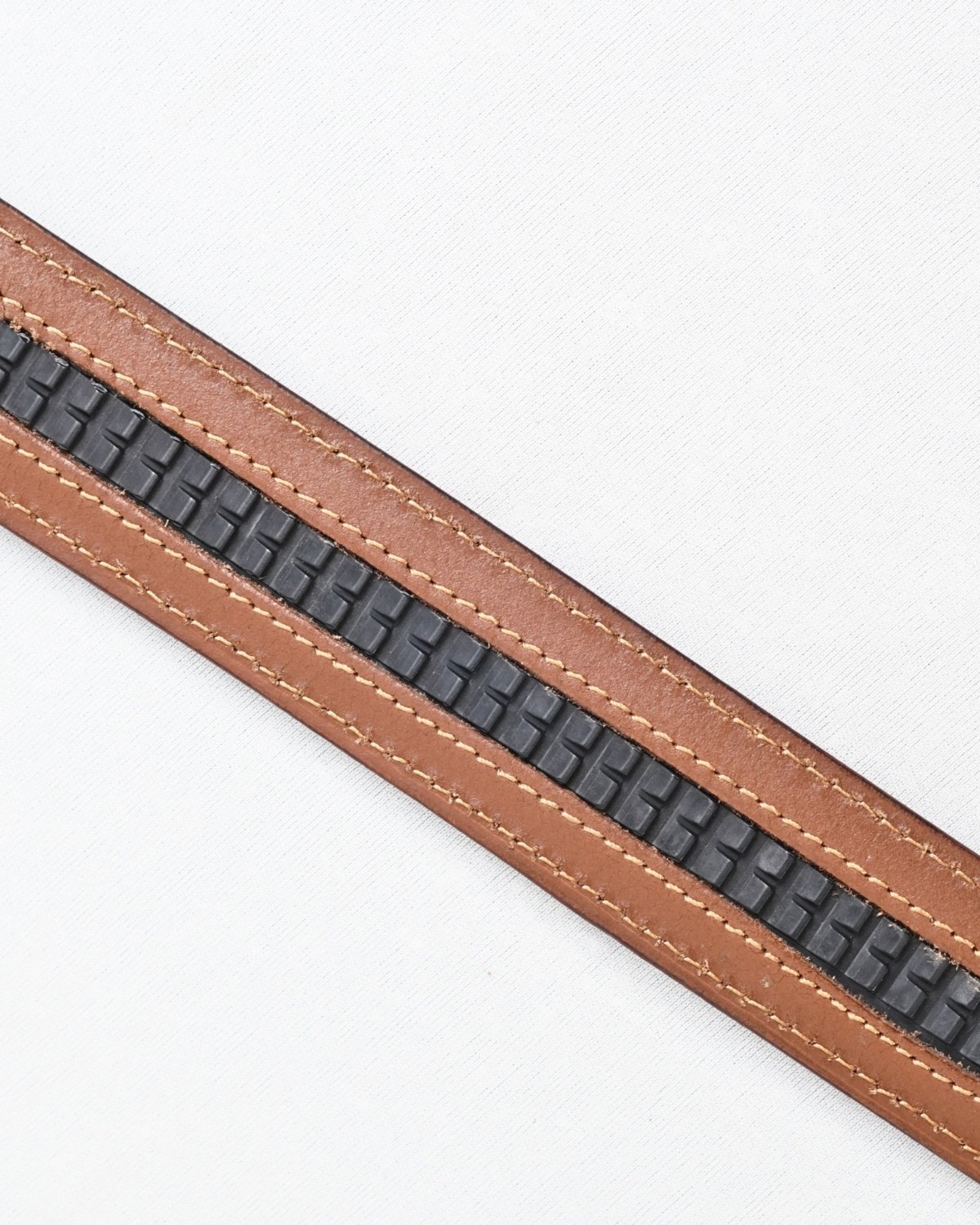 Oxford Men's Original Leather Belt (Croco Tan) - 28-44 - Fits Waist Size: 28-44