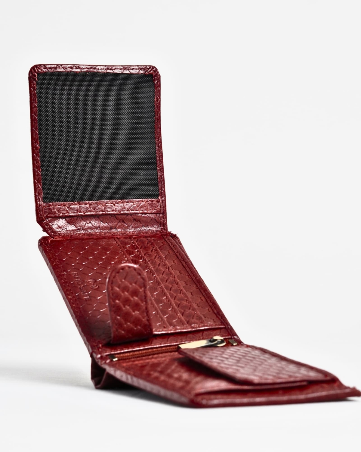 Cambridge Men’s Original Leather Wallet (Royal Cherry Salmon) Cambridge Men’s Original Leather Wallet (Royal Cherry Salmon)