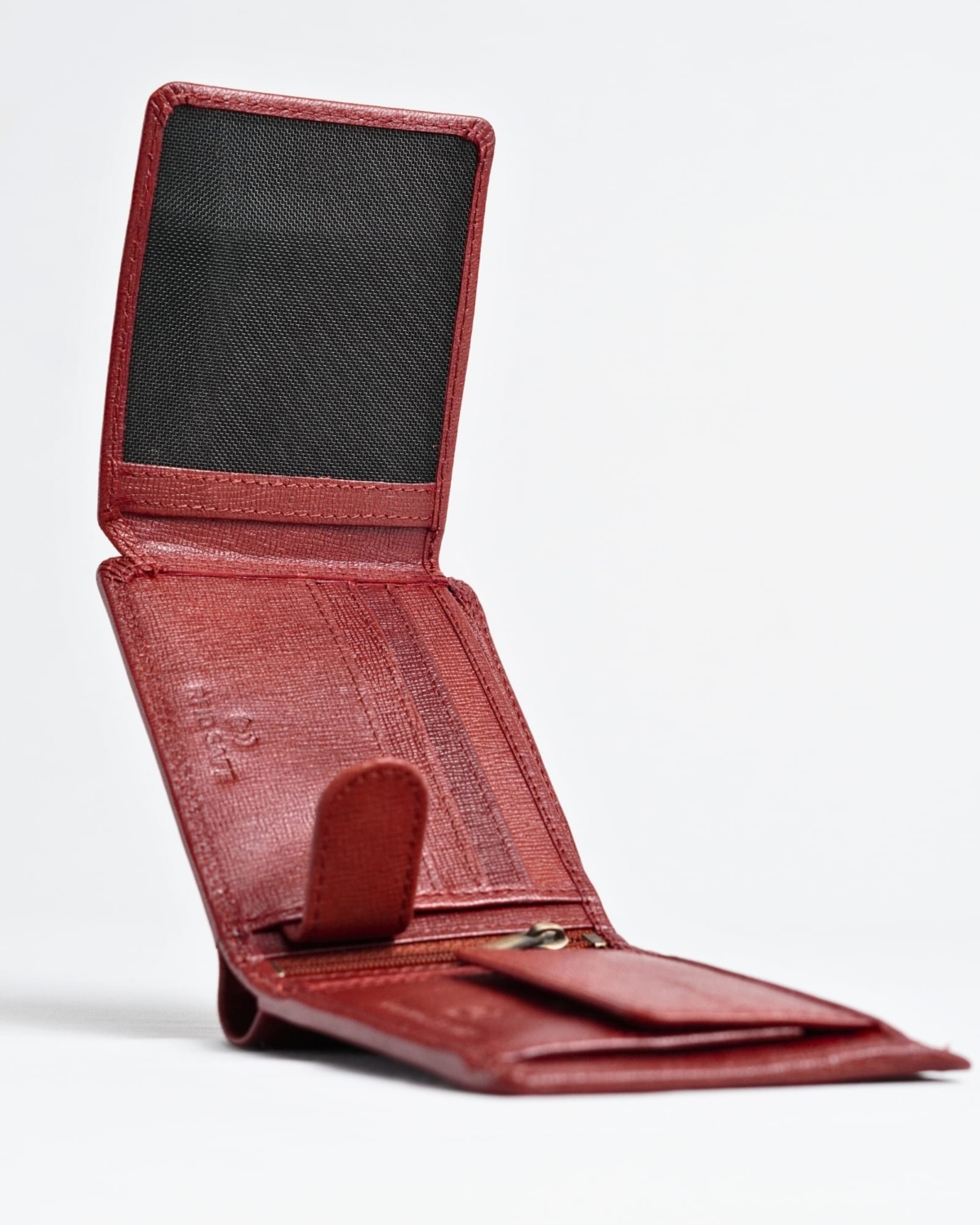 Cambridge Men’s Original Leather Wallet (Saffiano) Cambridge Men’s Original Leather Wallet (Saffiano)